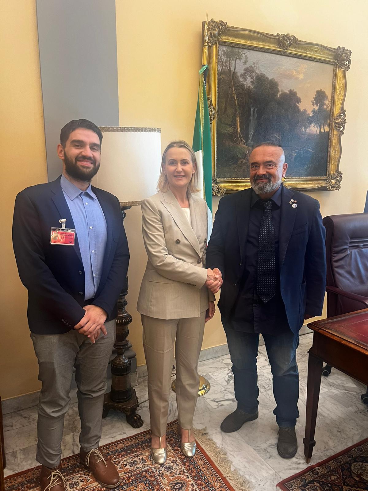 186ca78a abf8 4898 b3a2 633f8846e2db