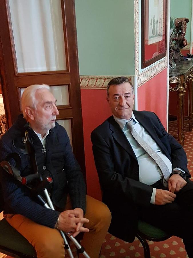 696032eb 64f3 4027 8fdf d1d5aa228959