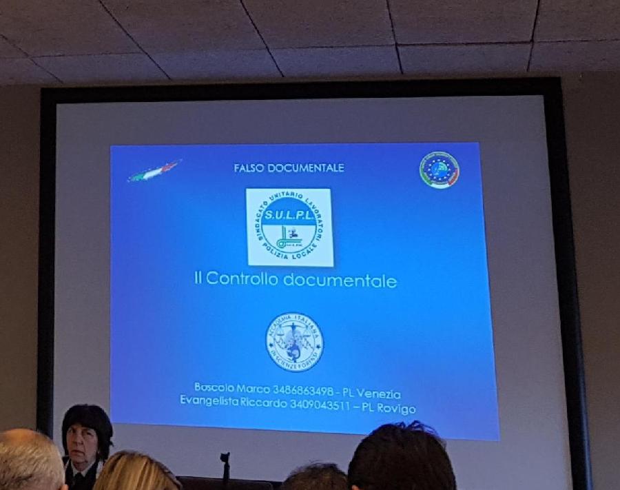 71895335 63cb 42a5 acd0 00f2a8a1fd84