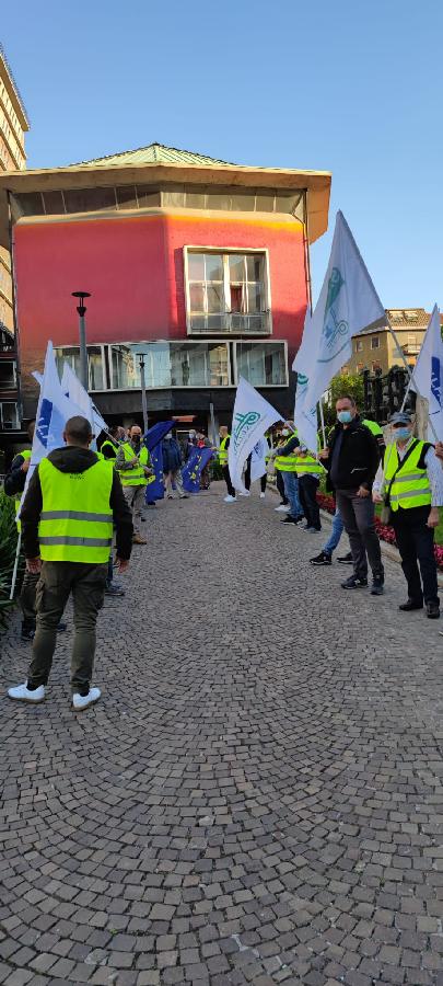 8fc54995 5fe4 456d 9422 e43e444f9e4f