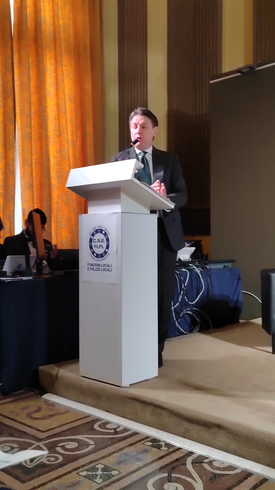 9a0b724a 422f 4d50 aab6 ef2ab5fdfffa