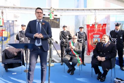 Il sottosegretario Nicola Molteni 420x280