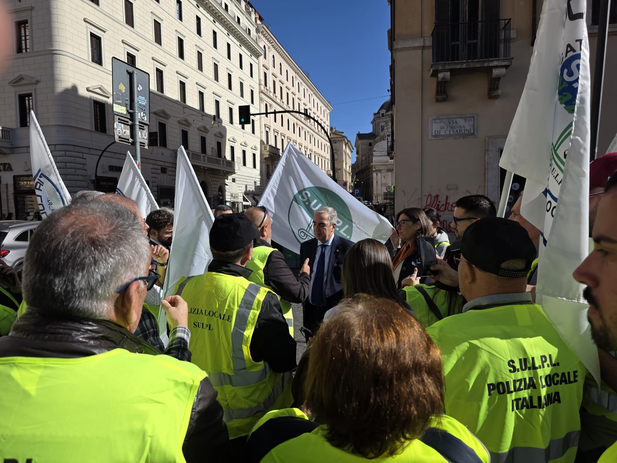 Immagine WhatsApp 2025 10 28 ore 11.11.10 63c2f4dc