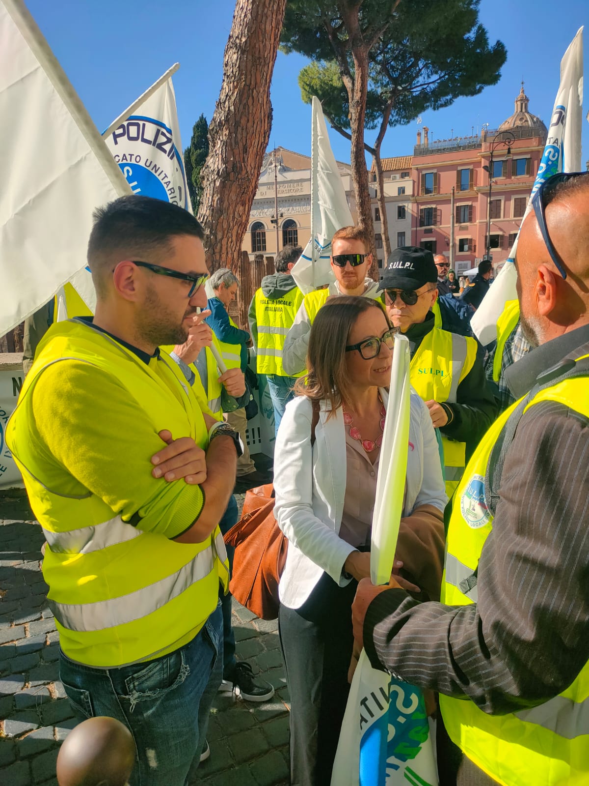 Immagine WhatsApp 2025 10 28 ore 15.48.03 7a443f76