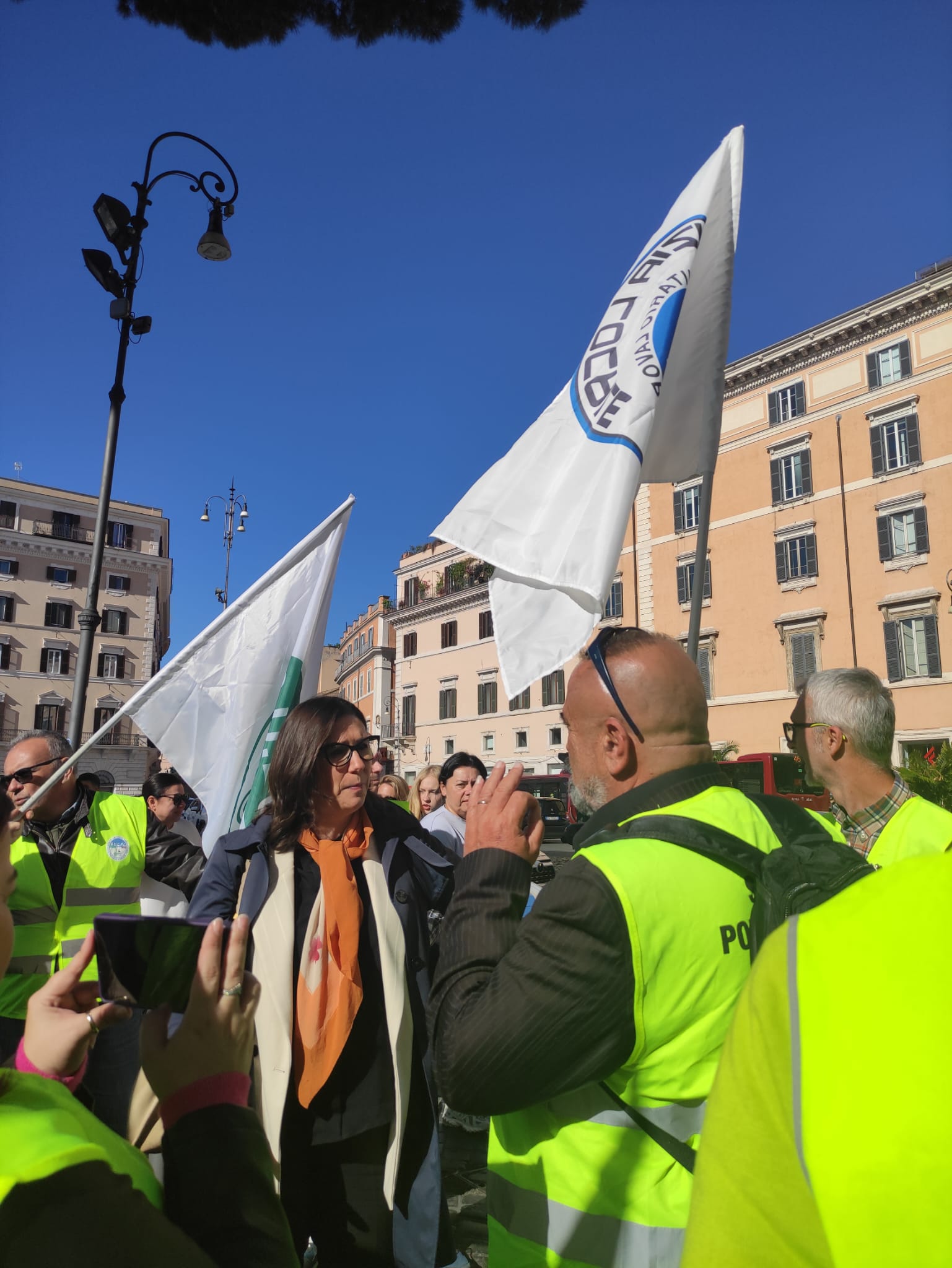 Immagine WhatsApp 2025 10 28 ore 15.50.08 10322684