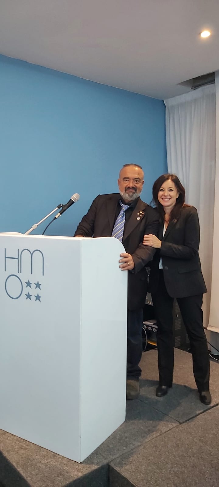 a578bb31 b4f9 4639 8ff0 0cf17d6608ed