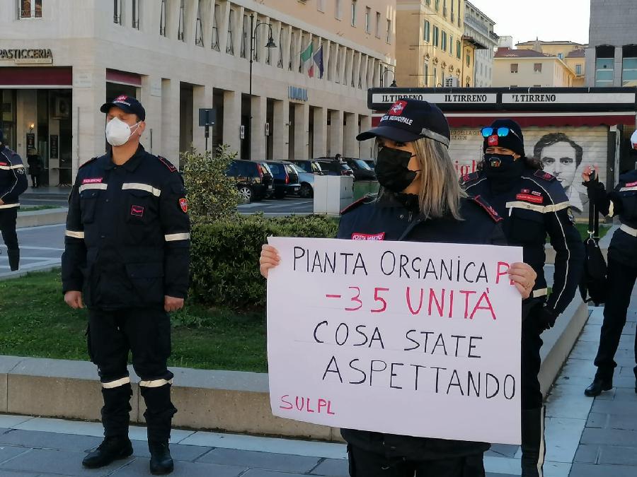 c1e30728 b22c 474d 80bb 5c5fe0d48d42