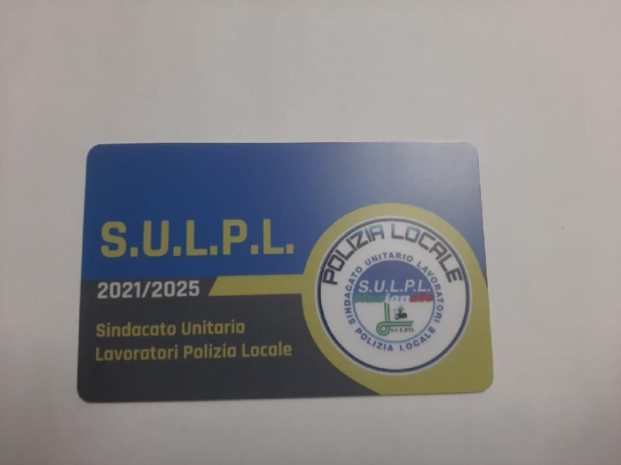 c7fb62ec 6873 4f3d 8ceb dbe3839ddbad