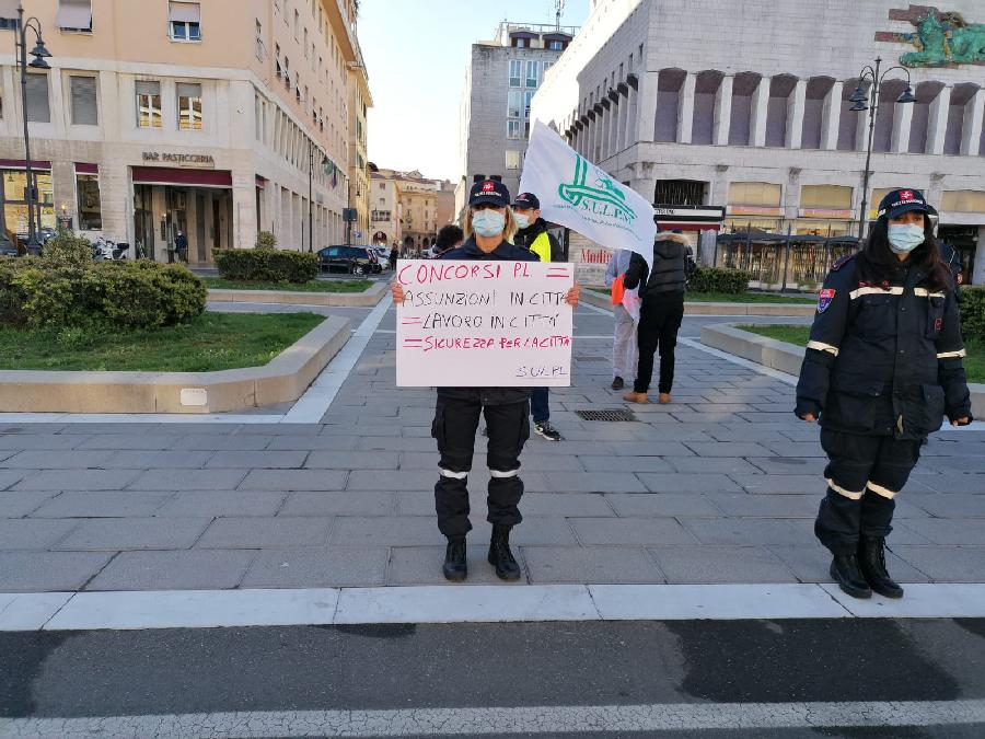 fc65ed5a f201 4251 a88b 31572e200928